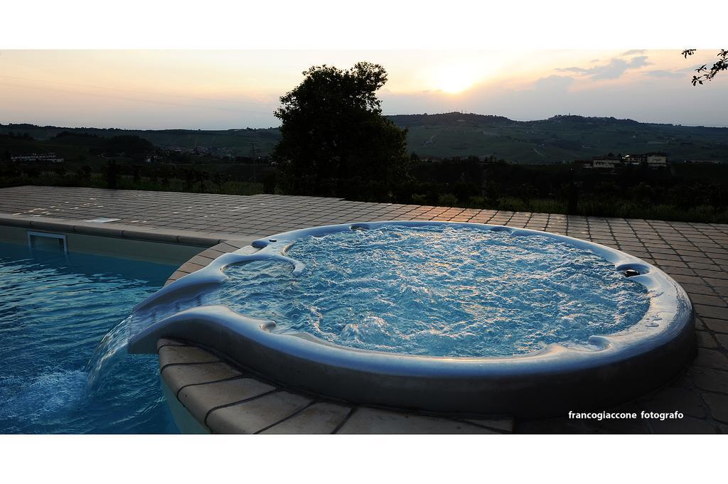 Agriturismo Bianconiglio Монфорте-д'Альба Екстер'єр фото